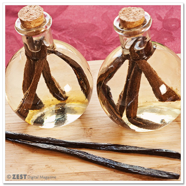 Homemade Christmas Gifts: Make Your Own Vanilla Extract