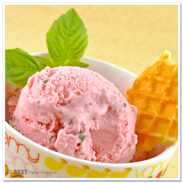 Strawberry Basil Frozen Yogurt Recipe